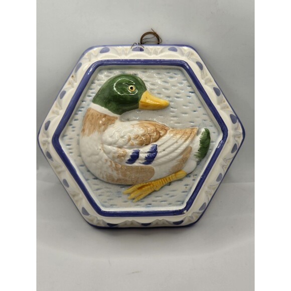 Vintage Ceramic Mallard  Duck Wall Hanging Painted Pie Mold Retro Kitchen - Picture 11 of 11